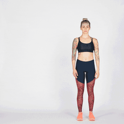 Đứng bước sang bên đánh chéo tay